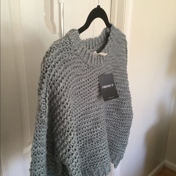 Cute Chunky Knit Cable Sweater - Picture 3 of 3